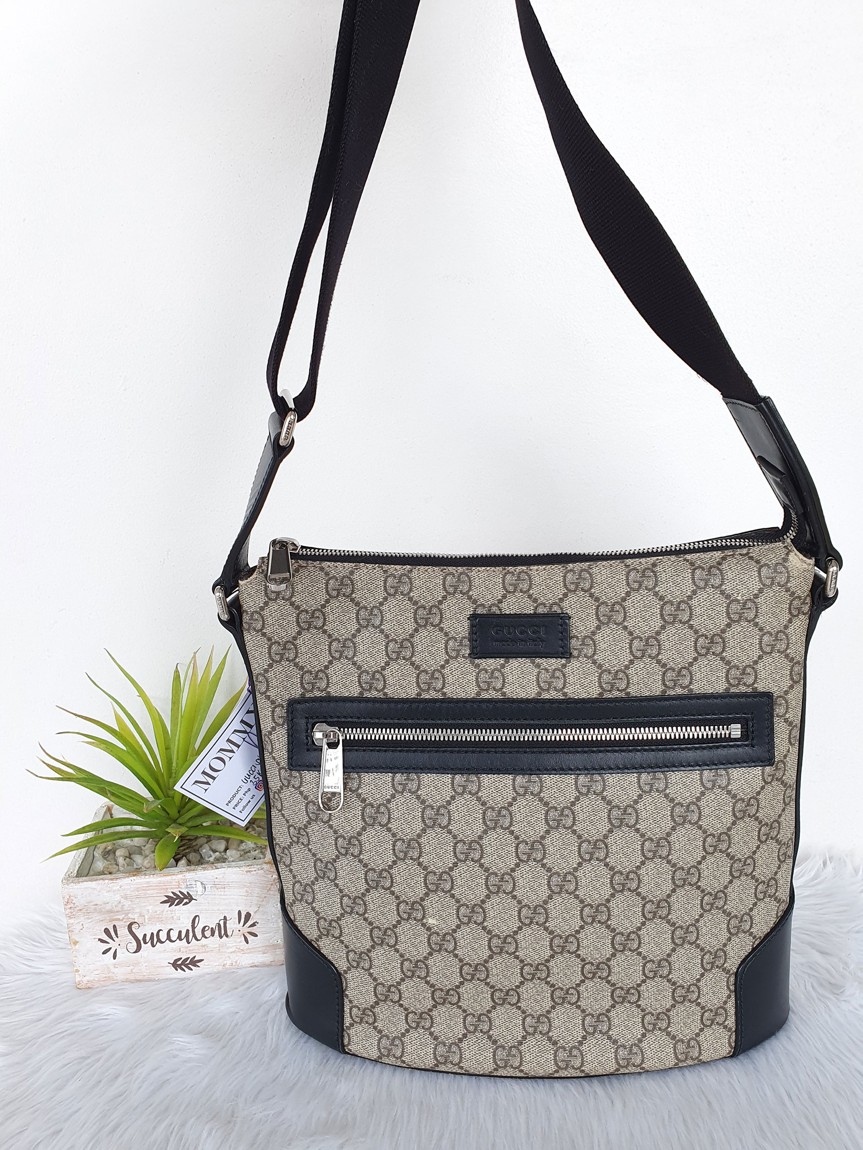 Gucci Supreme Canvas Messenger Bag – Mommy Micah – Luxury Bags Trusted Seller Philippines