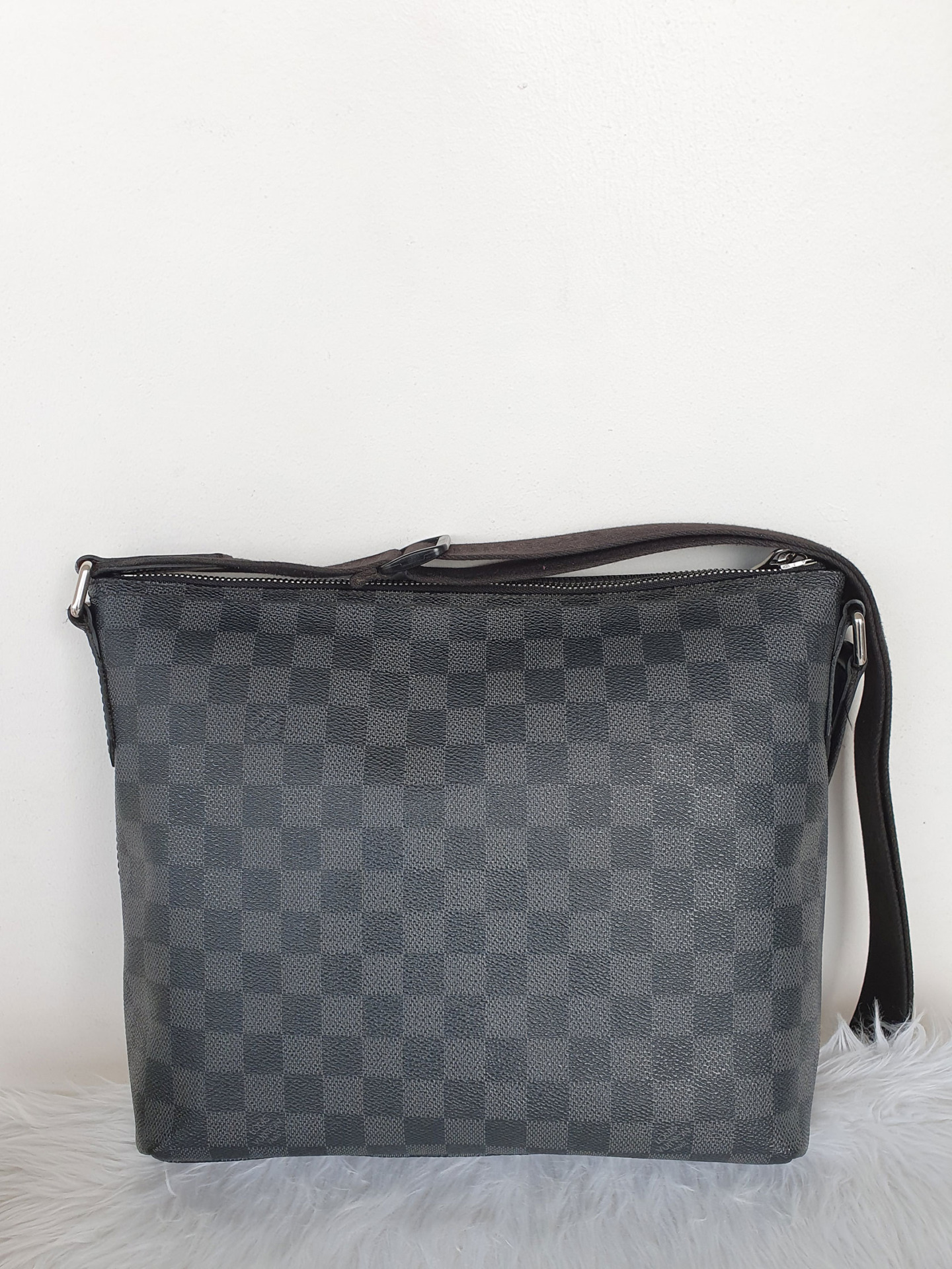 Louis Vuitton Messenger Bag – Mommy Micah – Luxury Bags Trusted Seller Philippines